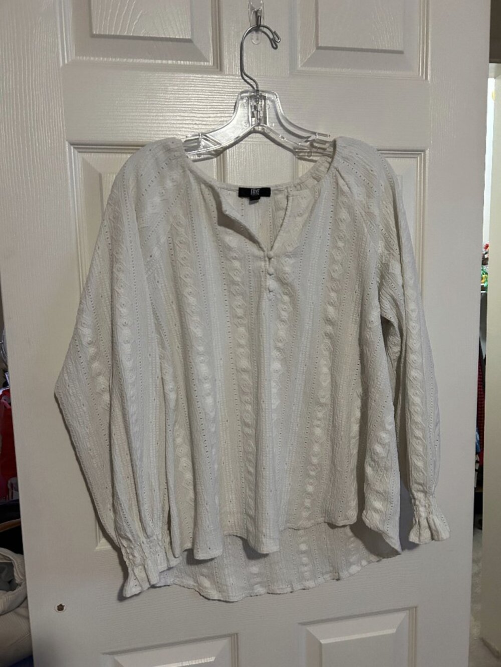 Frye White Puffy Peasant Style Blouse sz L